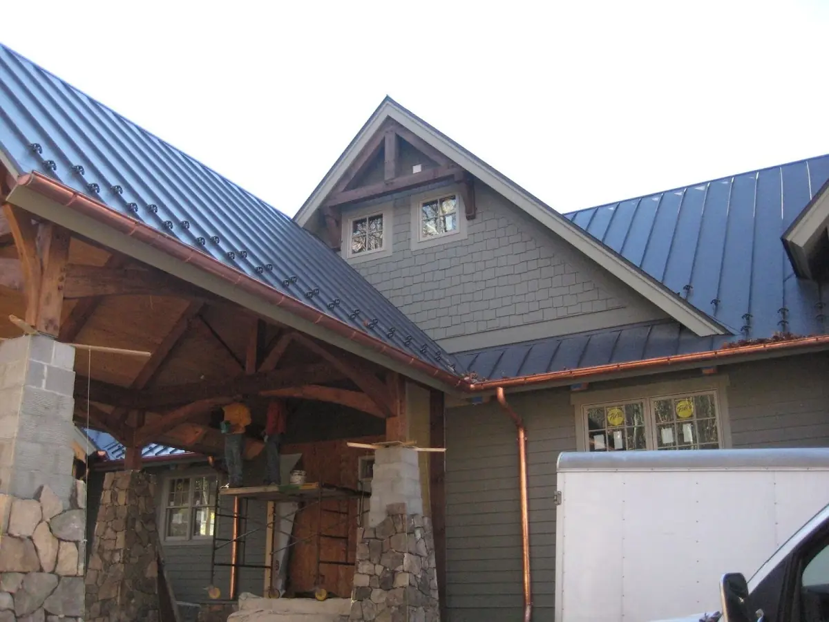 Craftsman Roofing team delivering quality roofing work in Bellview
